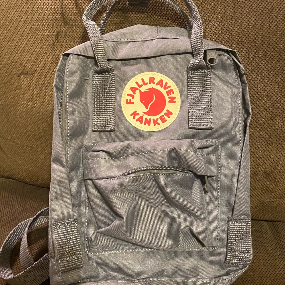 Fjallraven Classic Gray Kanken Backpack Bag Small